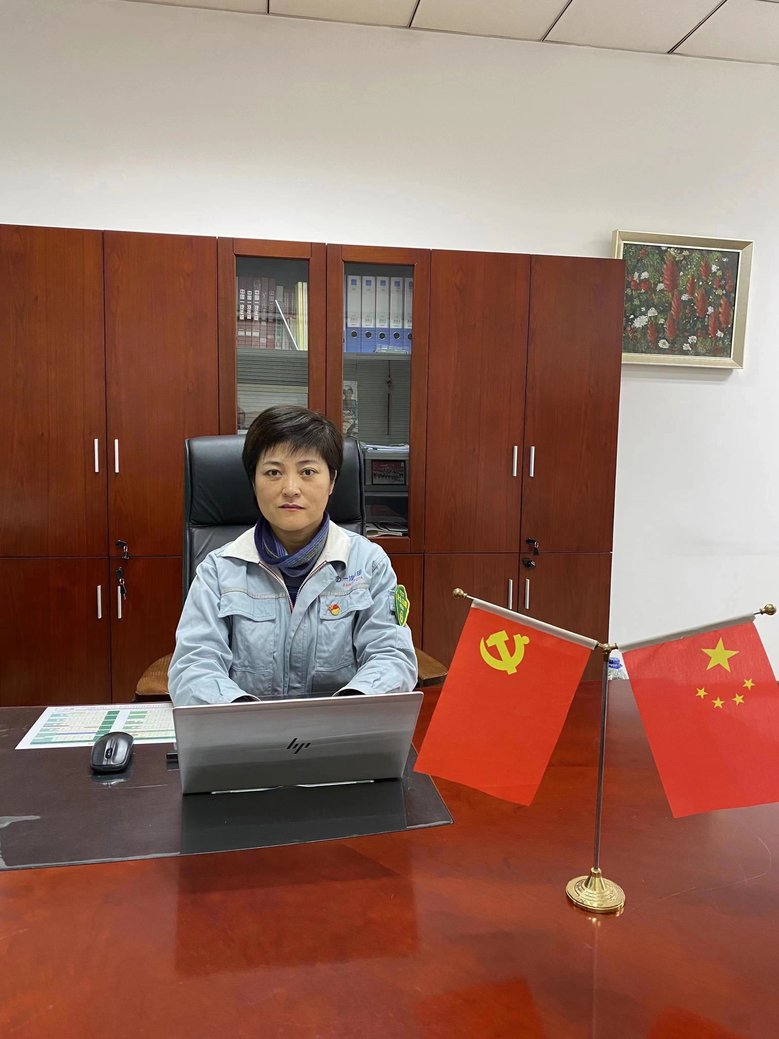 涓€姹芥湵绔嬩紵.jpg 涓€姹芥湵绔嬩紵.jpg