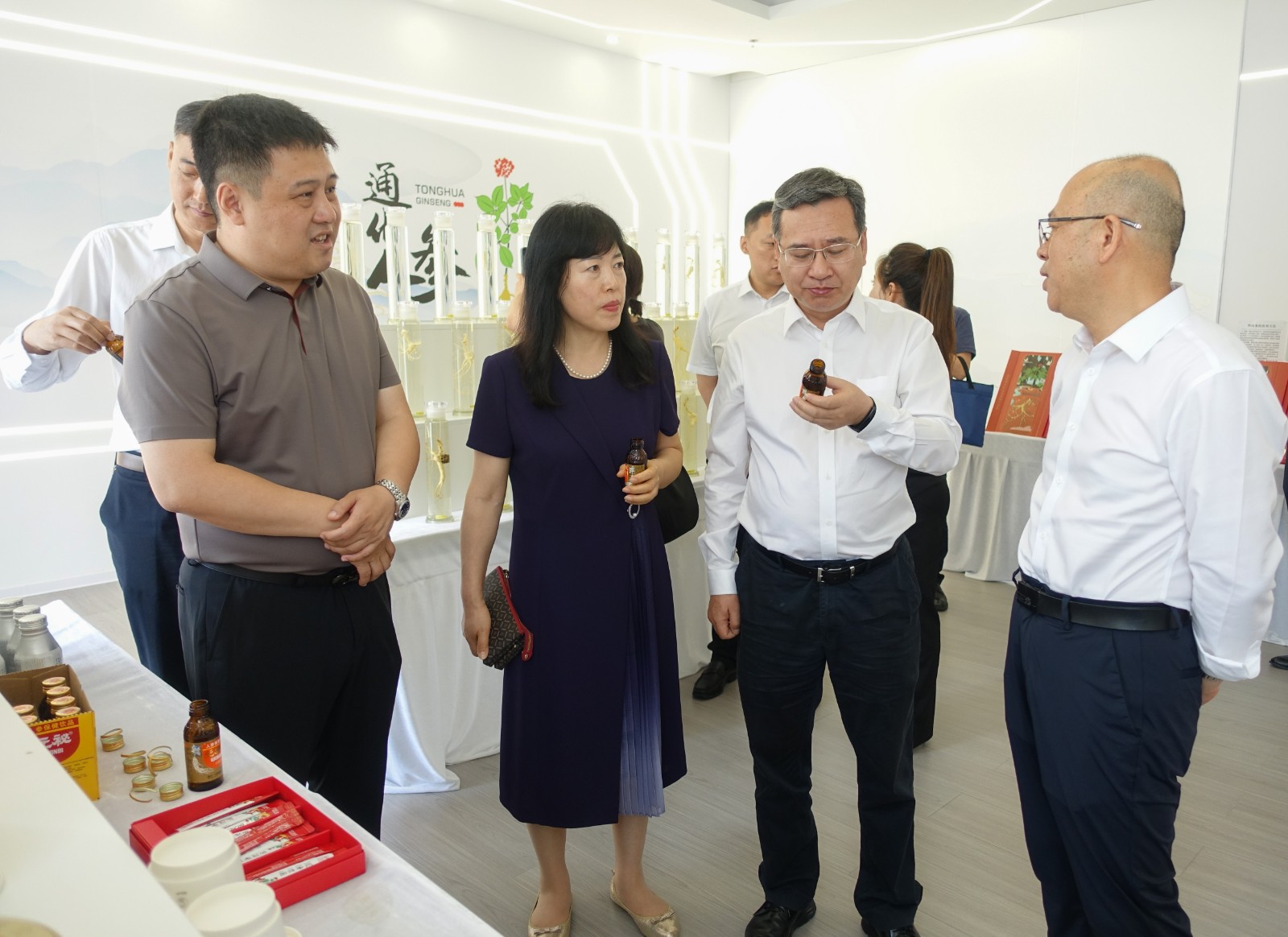 锛�-1.jpg 锛�-1.jpg